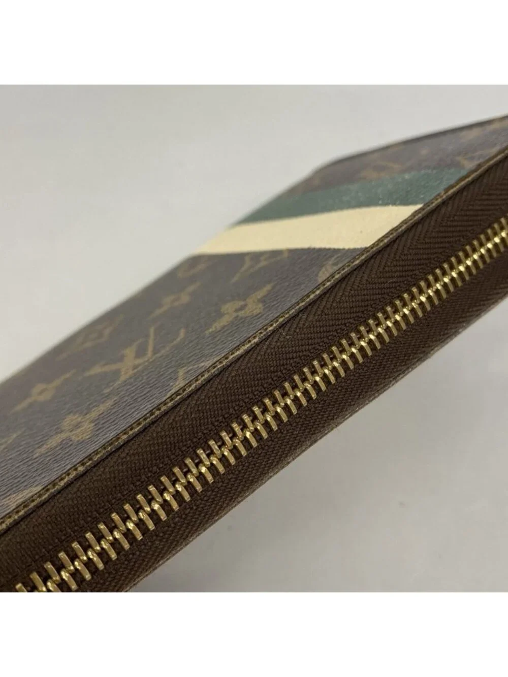 Louis Vuitton Wallet Monogram Glume Zippy Organizer Vert